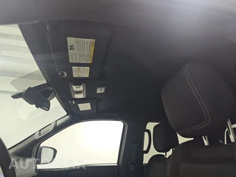 2023 Nissan Frontier SV Crew Cab Medium Bed – miniatura 17