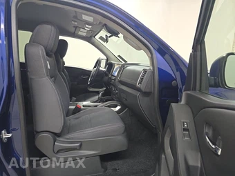 2023 Nissan Frontier SV Crew Cab Medium Bed – miniatura 8