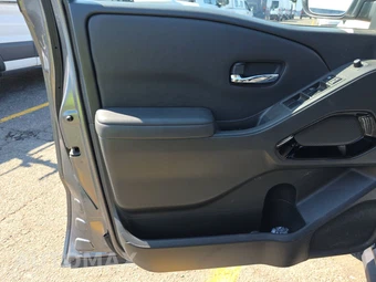 2023 Nissan Frontier SV Crew Cab Medium Bed – miniatura 9