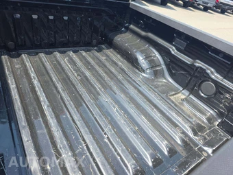 2023 Nissan Frontier SV Crew Cab Medium Bed – miniatura 22