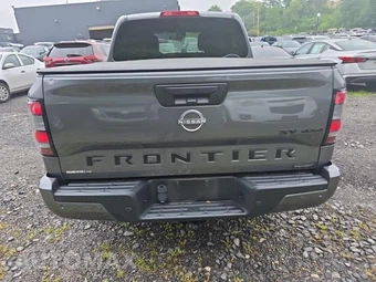 2023 Nissan Frontier SV Crew Cab Medium Bed - miniatura 6
