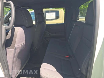 2023 Nissan Frontier SV Crew Cab Medium Bed – miniatura 13