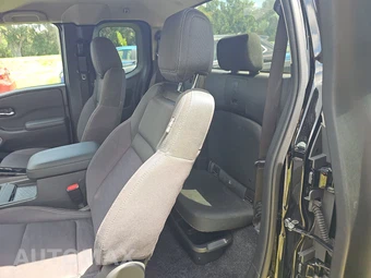 2023 Nissan Frontier SV Extended Cab Long Bed – miniatura 13