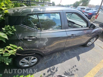 2023 Nissan Kicks S – miniatura 3