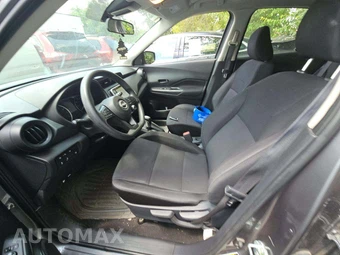 2023 Nissan Kicks S – miniatura 6
