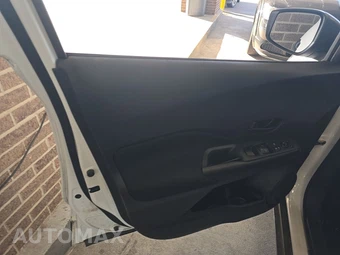 2023 Nissan Kicks S - miniatura 9