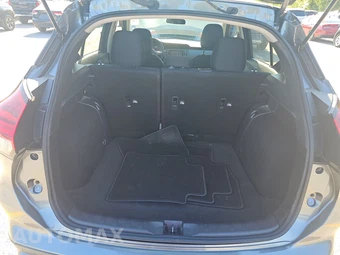 2023 Nissan Kicks S – miniatura 16