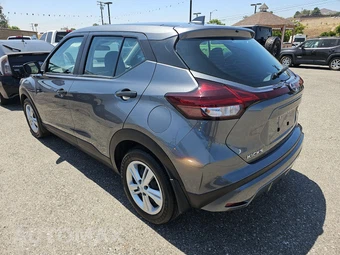 2023 Nissan Kicks S – miniatura 6