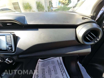 2023 Nissan Kicks S - miniatura 16