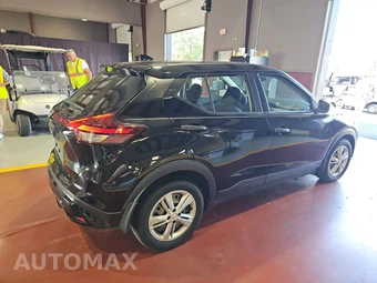 2023 Nissan Kicks S - miniatura 4