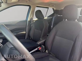 2023 Nissan Kicks S - miniatura 4