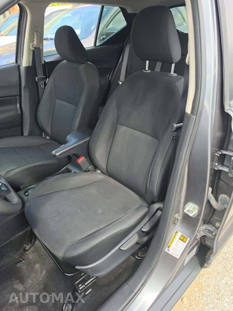 2023 Nissan Kicks S – miniatura 6