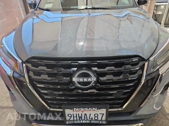 2023 Nissan Kicks SR - miniatura 2