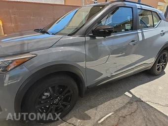 2023 Nissan Kicks SR - miniatura 8