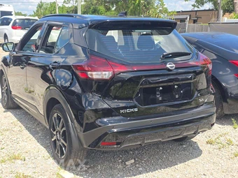 2023 Nissan Kicks SR – miniatura 2