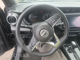 2023 Nissan Kicks SR – miniatura 10