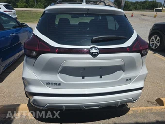 2023 Nissan Kicks SR - miniatura 5