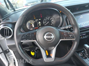 2023 Nissan Kicks SR – miniatura 10
