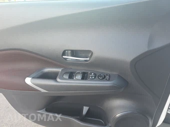 2023 Nissan Kicks SR – miniatura 9