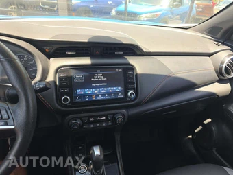 2023 Nissan Kicks SR – miniatura 10