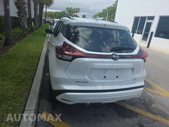 2023 Nissan Kicks SR - miniatura 6
