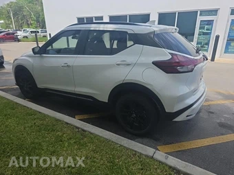 2023 Nissan Kicks SR - miniatura 8