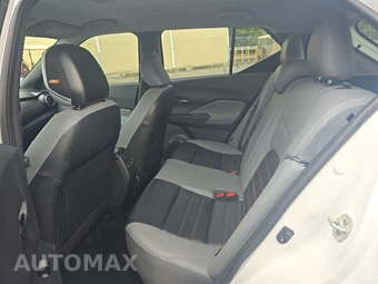 2023 Nissan Kicks SR – miniatura 13