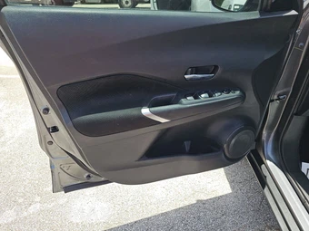 2023 Nissan Kicks SV - miniatura 9