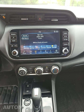 2023 Nissan Kicks SV – miniatura 10