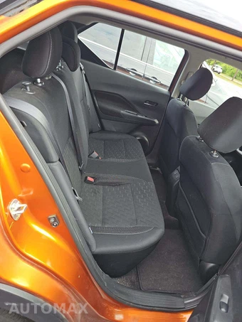 2023 Nissan Kicks SV – miniatura 15