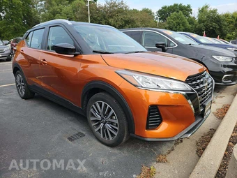2023 Nissan Kicks SV – miniatura 4