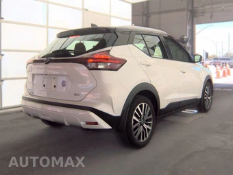 2023 Nissan Kicks SV – miniatura 5
