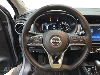 2023 Nissan Kicks SV – miniatura 10