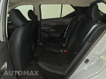 2023 Nissan Kicks SV – miniatura 13