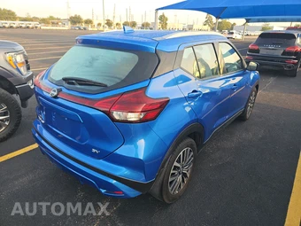 2023 Nissan Kicks SV - miniatura 4