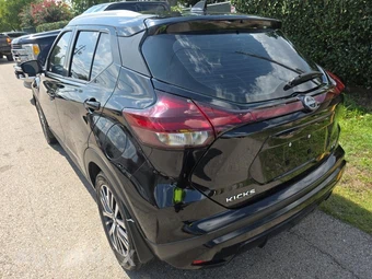 2023 Nissan Kicks SV – miniatura 6