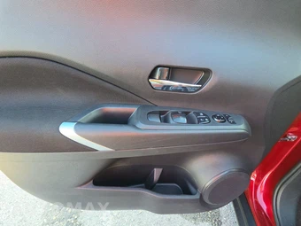 2023 Nissan Kicks SV – miniatura 15