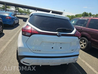 2023 Nissan Kicks SV – miniatura 5