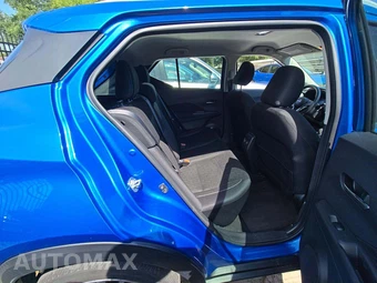 2023 Nissan Kicks SV – miniatura 16