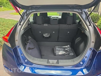 2023 Nissan LEAF SV PLUS - miniatura 17