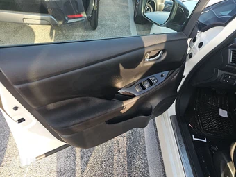 2023 Nissan LEAF SV PLUS - miniatura 9