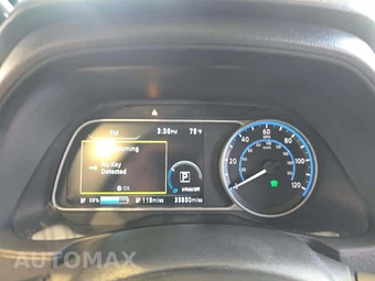 2023 Nissan LEAF SV PLUS - miniatura 9