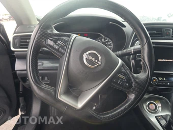 2023 Nissan Maxima Platinum - miniatura 10