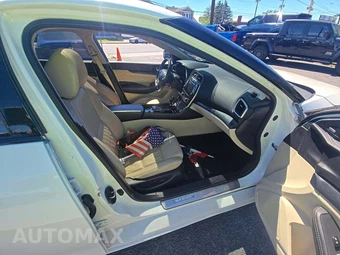 2023 Nissan Maxima Platinum - miniatura 18