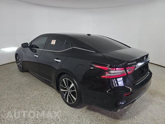 2023 Nissan Maxima SL – miniatura 6