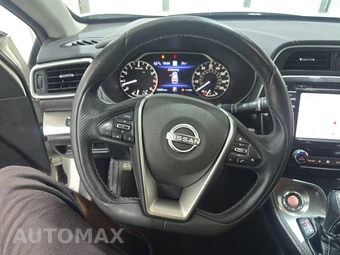 2023 Nissan Maxima SL - miniatura 10