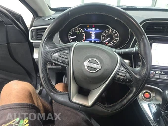 2023 Nissan Maxima SL - miniatura 10
