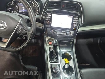 2023 Nissan Maxima SL - miniatura 11