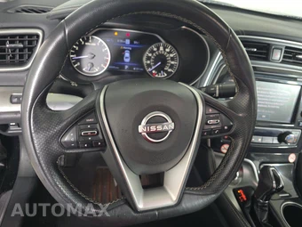 2023 Nissan Maxima SL – miniatura 10