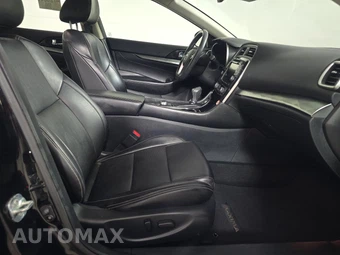 2023 Nissan Maxima SL – miniatura 8